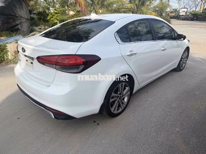 Kia Cerato 2018 Số sàn zin hỗ trợ bank