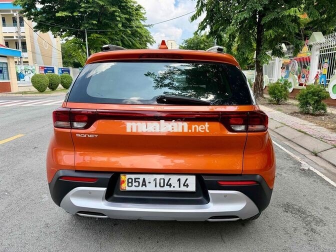 Kia Sonet 2022 1.5 AT Deluxe Cam