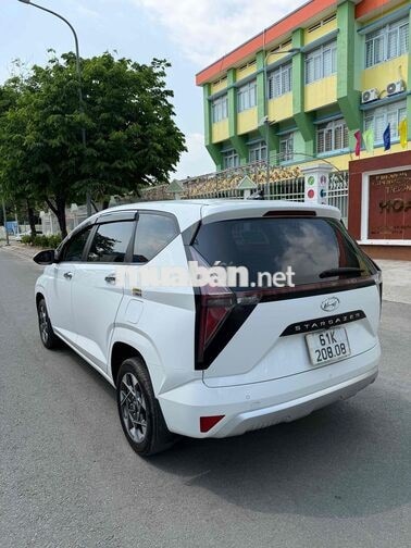 Hyundai Stargazer 1.5 Đặc Biệt 2022 Trắng 7 chỗ