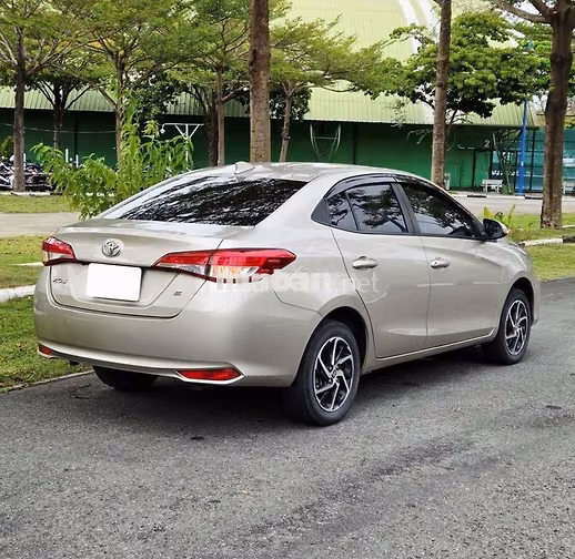Toyota Vios 1.5E 2022 Nâu Vàng 4.3 vạn