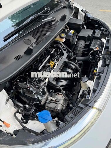 Hyundai Stargazer 1.5 Đặc Biệt 2022 Trắng 7 chỗ
