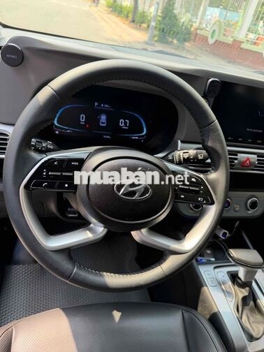Hyundai Stargazer 1.5 Đặc Biệt 2022 Trắng 7 chỗ