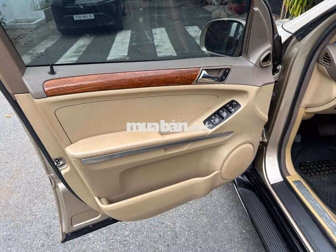 Mercedes-Benz ML350 2005 Tự động Vàng cát