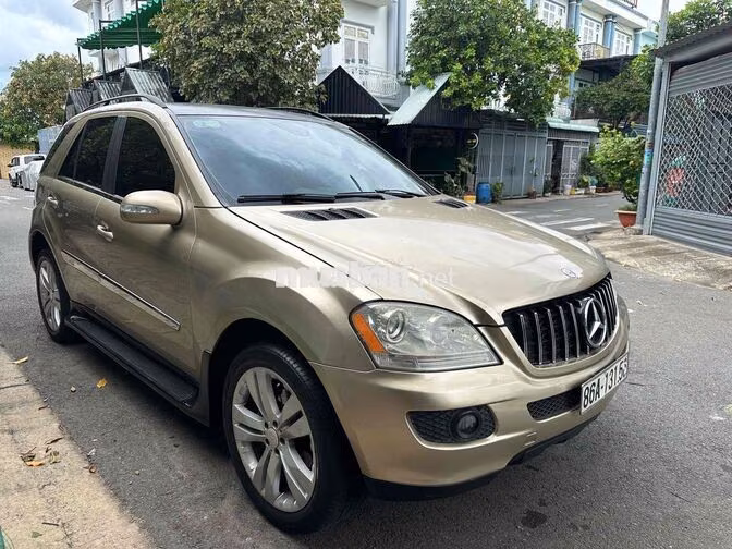 Mercedes-Benz ML350 2005 Tự động Vàng cát