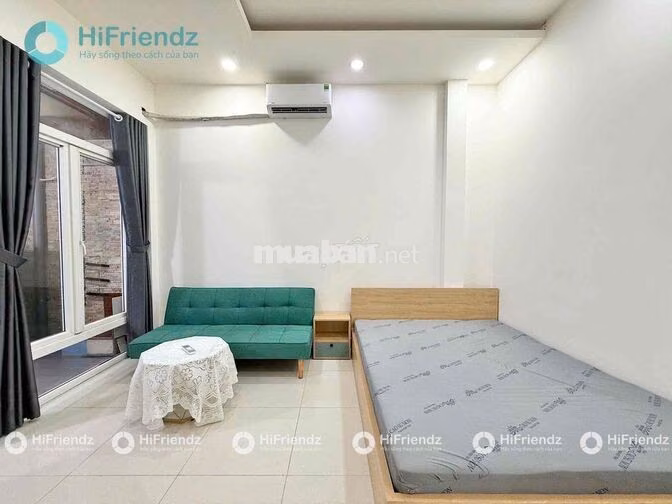 STUDIO TÁCH BẾP NGAY CÔNG VIÊN HOÀNG VĂN THỤ