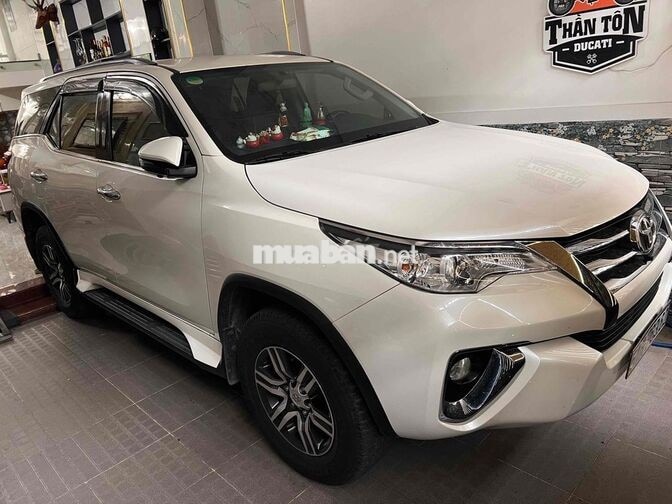 Toyota Fortuner 2020 2.7 Trắng 44.000 km ngay chủ