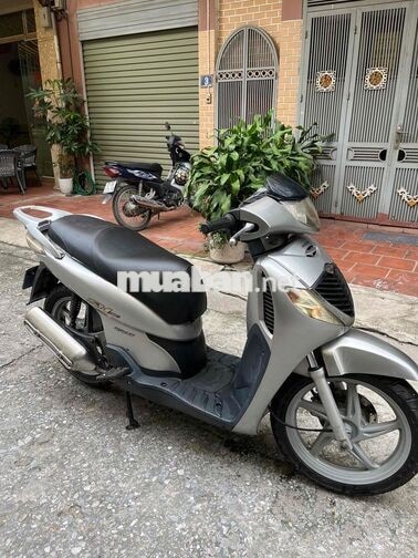 Honda SH Ý Bạc