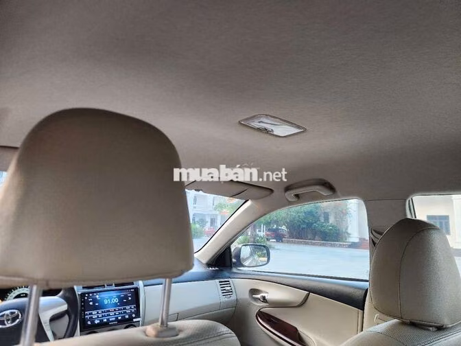 Toyota Altis 1.8 2012 Vàng cát