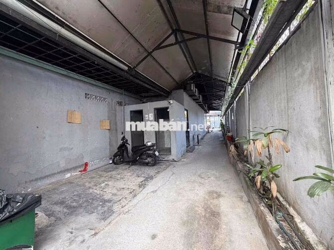 Mặt bằng gần ngã 6 chùa Bà, gần nhà thờ Bình Dương