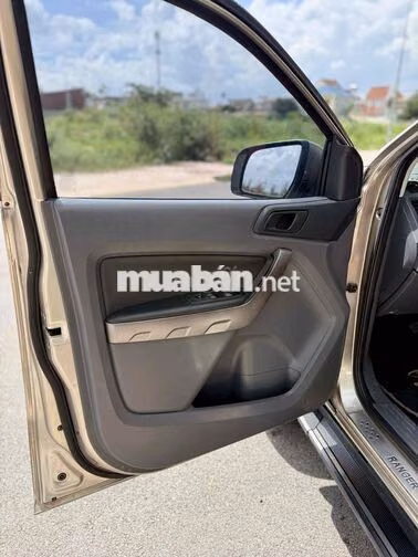 Ford Ranger STD 114k km Vàng cát