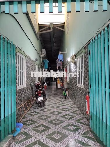 Cần bán Nhà ở + Kèm Dãy nhà trọ. Cách Phà C.Lái 400 m. Sát Chợ Phú Hữu