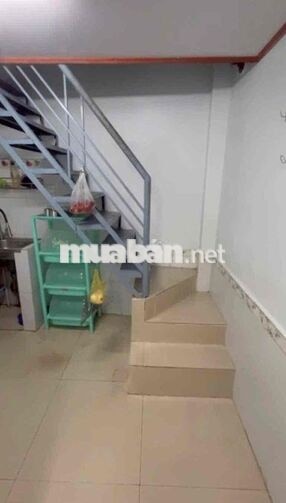 Nhà gần gigamal gần chợ hiệp bình có sẵn máy lạnh 2 phòng ngủ