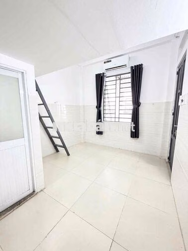 Phòng Trọ Duplex Ngay Gần Emart