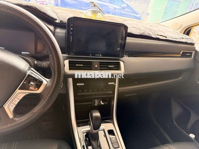 Mitsubishi Xpander Cross 2025 Trắng 30000 km