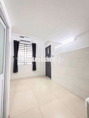 Phòng Trọ Duplex Ngay Gần Emart