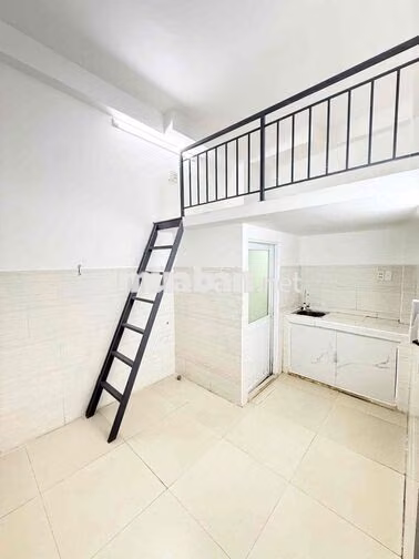 Phòng Trọ Duplex Ngay Gần Emart