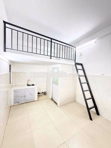 Phòng Trọ Duplex Ngay Gần Emart