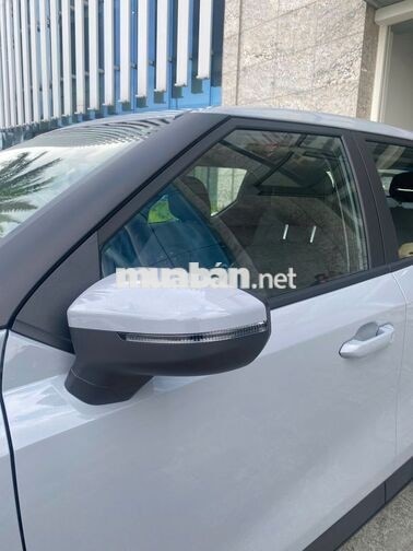 VinFast VF5 Plus SUV điện 2026