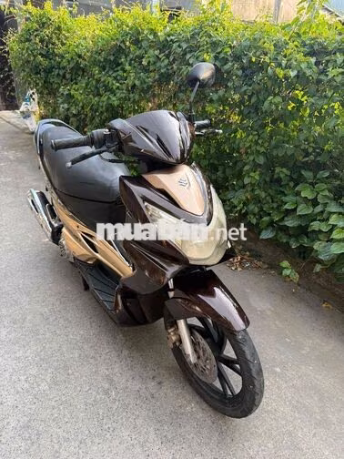 bạn chiếc xe Suzuki Hayate