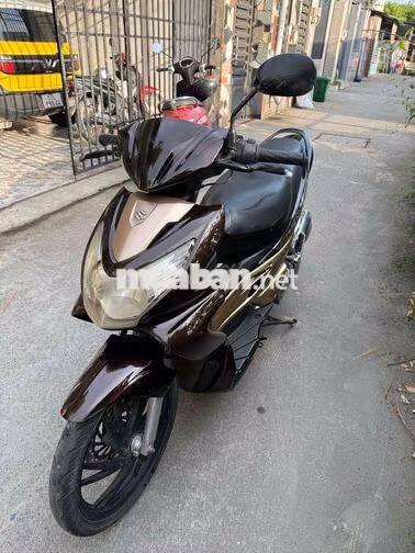 bạn chiếc xe Suzuki Hayate