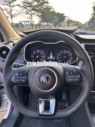 MG ZS STD 2024 - Màu : Trắng - Odo : 30.000km