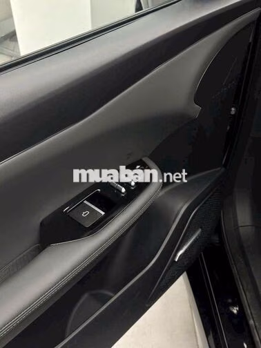 VinFast VF8 All new 2026 SUV điện Đen