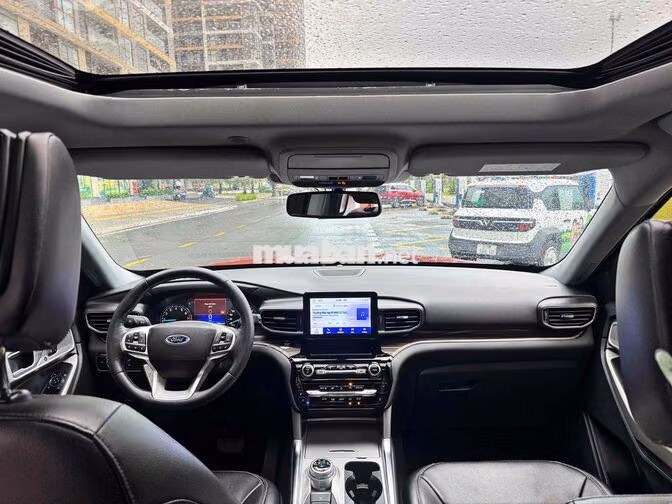 Ford Explorer Limited 2023 đăng ký 10/2024
