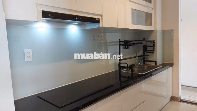 Sky Center gần sân bay bán căn hộ 2pn2wc,74m2, 5.6 tỷ