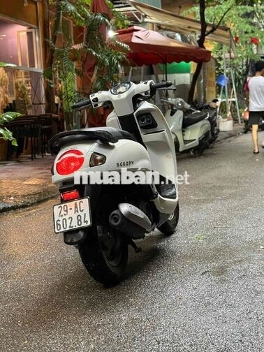 Honda Scoopy 2025 Trắng Siêu Mới 3000km Kenggg