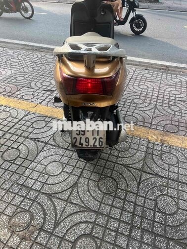 Honda Vision 2025 Vàng đồng 49900 km