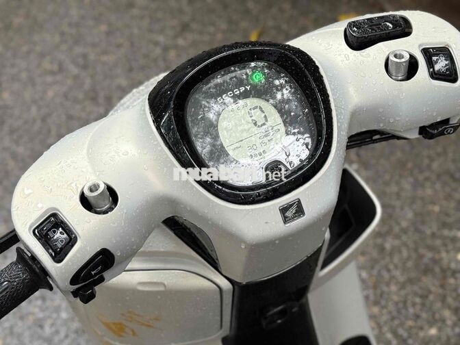 Honda Scoopy 2025 Trắng Siêu Mới 3000km Kenggg
