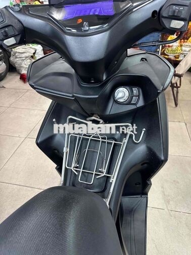 Yamaha NVX 155cc 2017 Đen 9000 km mới 99%