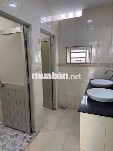 Mặt Tiền Lê Văn Duyệt 240m2 Có Hầm 3 Lầu Sát Trần Quang Khải-Cầu Bông 
