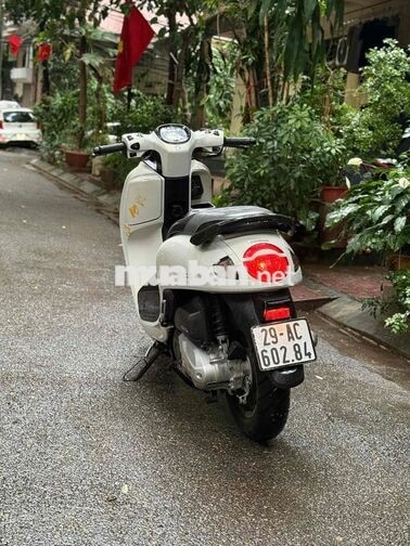 Honda Scoopy 2025 Trắng Siêu Mới 3000km Kenggg