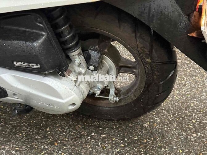 Honda Scoopy 2025 Trắng Siêu Mới 3000km Kenggg