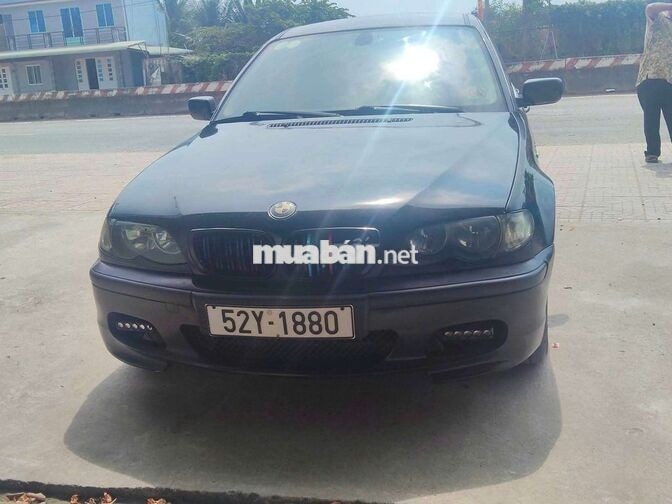 BMW Đen