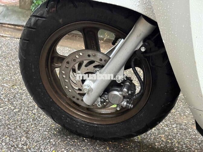 Honda Scoopy 2025 Trắng Siêu Mới 3000km Kenggg