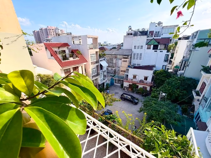 Bán nhà khu Trần Hưng Đạo Q.5 - 83m2 - 4pn 5wc 