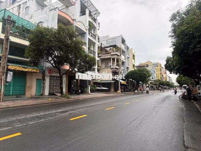 Bán Nhà Mặt Tiền Hàn Hải Nguyên Quận 11 , DT :3,5x13m ,3 tầng 12.8 tỷ