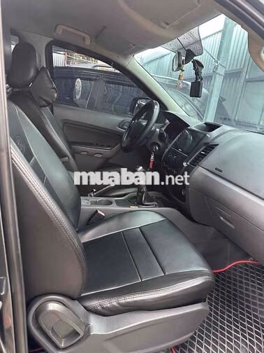 Ford Ranger 2013 1 cầu Số sàn Xám