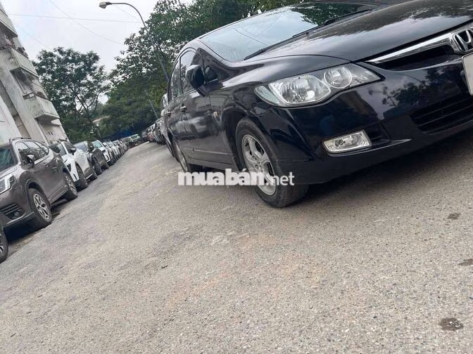 Honda Civic 1.8AT Tôi chính chủ đứng tên cần bán