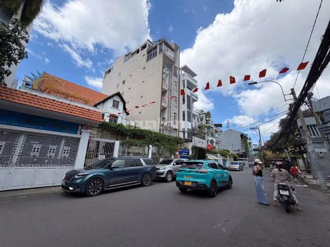 Bán Khách sạn tương lai - MT Trần Kế Xương (17x30m - 533m2)