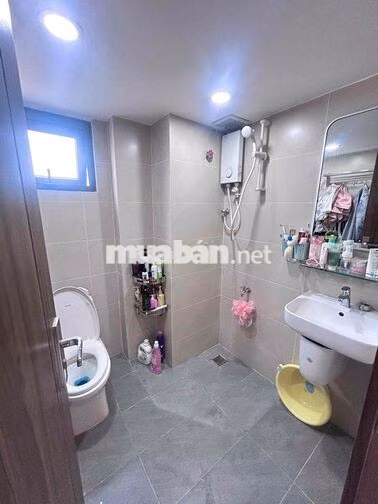 DUPLEX FULL NỘI THẤT CÁCH VĂN LANG 500m