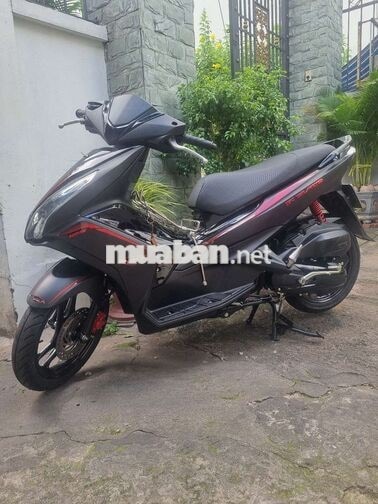 Honda Air Blade Đen Thể Thao Tiết Kiệm Xăng