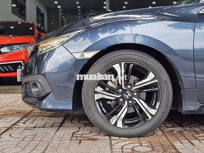Honda Civic 1.5L Turbo 2018 Xám