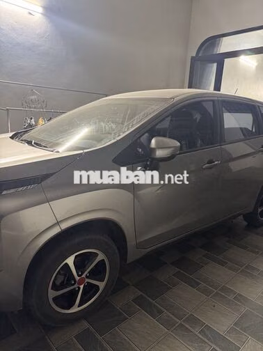 Mitsubishi Xpander AT 2022 Xám 60000 km