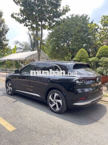 VinFast VF8 ECO/CATL 2023 Đen 41.000 Km