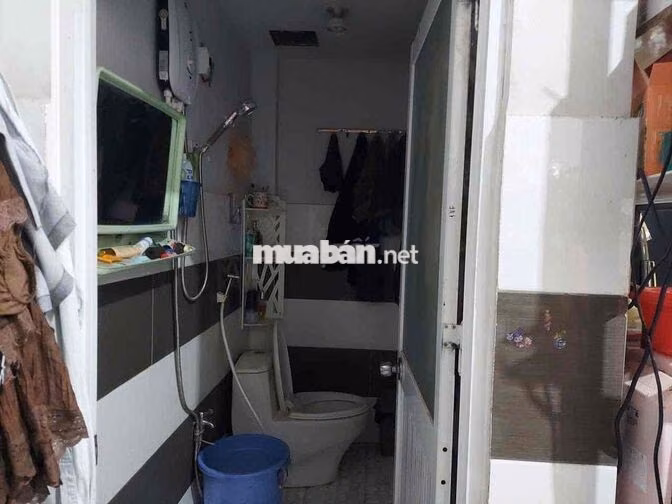 Nhà 2 Tầng 2Pn 2wc Sử Dụng 100m2 SHR Hoàn Công Chuẩn Giá Tốt hơn 4 tỷ