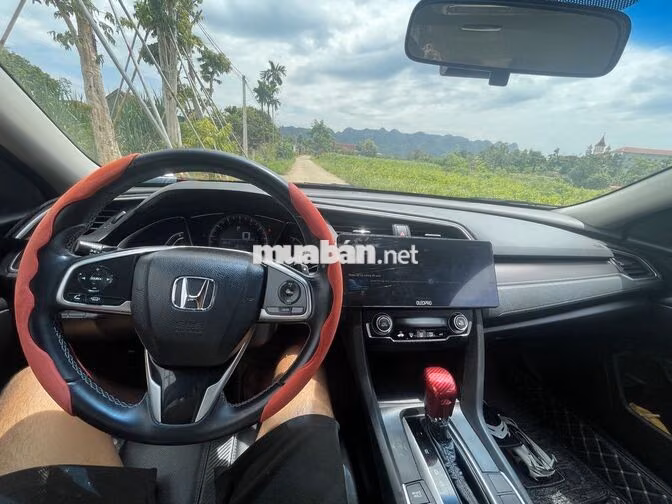 Honda Civic 1.8 E 2018 66000 km Đỏ
