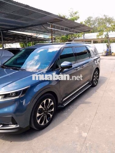 Canival Pre 7S 2.2D dầu cao cấp bản 7 ghế sx 2023
